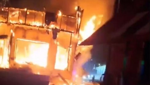 НАПАДНУТ ЛОГИСТИЧКИ ЦЕНТАР У ЛУГАНСКУ: Украјинци извели масован напад дроновима, гори руска опрема (ВИДЕО)