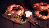ODUŠEVIO DOMAĆICE NA MREŽAMA: Simit - Turski đevrek