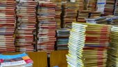 ИСПОРУКА УЏБЕНИКА ЗА НАЦИОНАНЕ МАЊИНЕ: Ђачке књиге за 28.000 ученика у 163 основне школе