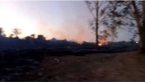 ПОЖАР НА НАСИПУ У МЕСТУ ЈАША ТОМИЋ ПОЖАР НА НАСИПУ У МЕСТУ ЈАША ТОМИЋ
