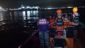 POTONUO PUTNIČKI BROD KOD BALIJA: Veliki broj nestalih, nekoliko osoba poginulo (FOTO/VIDEO)