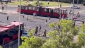 10 BLOKADERA BLOKIRALO RASKRSNICU: Zbog njih ispaštaju vredni ljudi (VIDEO)