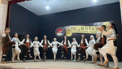 ИГРАМО КОЛО ТРАДИЦИЈЕ“: У Горњем Видову, код Параћина, 12. издање фестивала