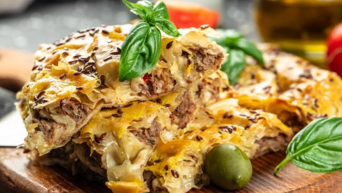 БАШ КАО БАКИНА: Старинска пита са месом