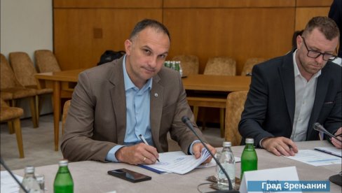 ДВОРАНА ЗВОНКО ВУЈИН СИЈА ЈОШ ЈАЧЕ ДВОРАНА ЗВОНКО ВУЈИН СИЈА ЈОШ ЈАЧЕ