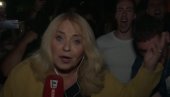 BANDO TERORISTIČKA! Blokaderi opet napali Branku Lazić: Divljaci unose lice u kameru, prskaju biber sprejom i vodom (FOTO) BANDO TERORISTIČKA! Blokaderi opet napali Branku Lazić: Divljaci unose lice u kameru, prskaju biber sprejom i vodom (FOTO)