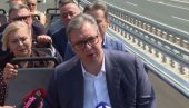 СЛИКАЛИ СЕ ЗА ДРУШТВЕНЕ МРЕЖЕ! Вучић: Блокада градилишта ЕXПО трајала четири минута СЛИКАЛИ СЕ ЗА ДРУШТВЕНЕ МРЕЖЕ! Вучић: Блокада градилишта ЕXПО трајала четири минута