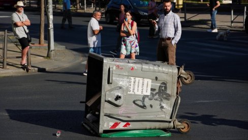BLOKADERI PRSLI! Pukle im blokade - mali broj blokadera se pojavio BLOKADERI PRSLI! Pukle im blokade - mali broj blokadera se pojavio