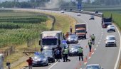 KAKO SE DOGODILA NESREĆA U KOJOJ JE STRADAO POLICAJAC: Oglasio se ministar Dačić KAKO SE DOGODILA NESREĆA U KOJOJ JE STRADAO POLICAJAC: Oglasio se ministar Dačić