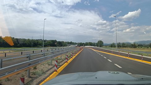 ПОЧЕЛА НАПЛАТА ПУТАРИНЕ: Од Пожеге до Паковраћа за 140 динара