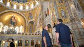 MUHINOVI MOZAICI I U HODNICIMA HRAMA: Predsednik Vučić i patrijarh Porfirije sa ruskim umetnikom dogovorili nastavak radova (FOTO)