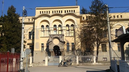 НаСТаВЉА СЕ САНАЦИЈА ЗГРАДЕ БИВШЕ КОМАНДЕ ГАРНИЗОНА У ПОЖАРЕВЦУ, ВРАЋЕНЕ СПЦ   За Владичански двор наменили милион и по