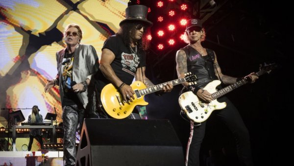 ЈОШ СЕДАМ ДАНА ДО КОНЦЕРТА GUNS N ROSES У БЕОГРАДУ: Легендарни бенд стиже на Ушће 18. јула у пуном саставу, уз специјалне госте ЈОШ СЕДАМ ДАНА ДО КОНЦЕРТА GUNS N ROSES У БЕОГРАДУ: Легендарни бенд стиже на Ушће 18. јула у пуном саставу, уз специјалне госте