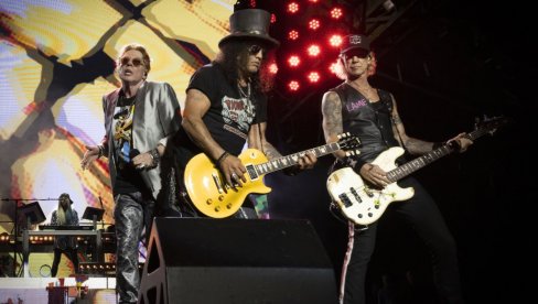 ЈОШ СЕДАМ ДАНА ДО КОНЦЕРТА GUNS N ROSES У БЕОГРАДУ: Легендарни бенд стиже на Ушће 18. јула у пуном саставу, уз специјалне госте ЈОШ СЕДАМ ДАНА ДО КОНЦЕРТА GUNS N ROSES У БЕОГРАДУ: Легендарни бенд стиже на Ушће 18. јула у пуном саставу, уз специјалне госте