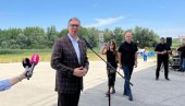 УСКОРО СЕ ВИДИМО У НОВОМ САДУ Вучићева порука грађанима - Долазимо да покажемо да град припада свима и да не могу да га отму