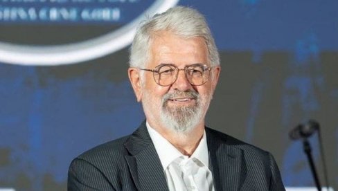 ИНТЕРВЈУ - ТИТОВ ПИОНИР МИЛО СПРЕМАО ОЛУЈУ ЧАК И У ЦРНОЈ ГОРИ: Бећир Вуковић, песник, добитник Тринаестојулске награде