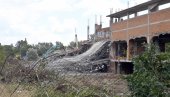 РУШИ СЕ АКВА-ПАРК, ГРАДЕ НОВИ ЦЕНТАР: После 20 година, запуштено земљиште у Блоку 44 добиће своју намену