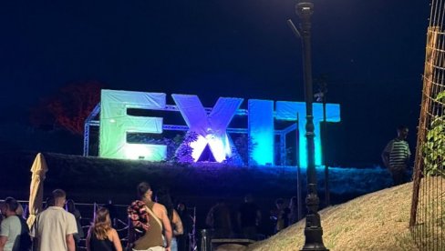 ЕXИТ У СРБИЈИ: Последњи плес или маркетиншка уцена?