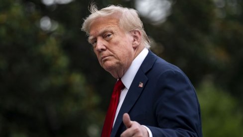 ТРАМП ВЕРУЈЕ ДА ЋЕ РУСИЈА ПОБЕДИТИ У РАТУ: Само је питање времена ТРАМП ВЕРУЈЕ ДА ЋЕ РУСИЈА ПОБЕДИТИ У РАТУ: Само је питање времена