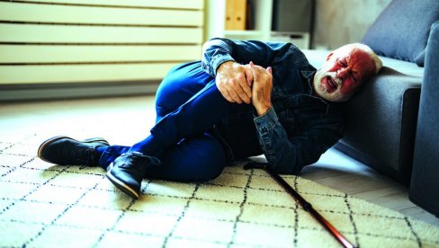 ШТА САВЕТУЈУ ЛЕКАРИ: Од вртоглавица пати чак 40 одсто старијих од 65 година