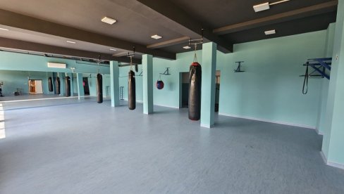 RENOVIRANA ZGRADA ATLETSKOG KLUBA: Stecište vlasotinačkih sportista i rekreativaca RENOVIRANA ZGRADA ATLETSKOG KLUBA: Stecište vlasotinačkih sportista i rekreativaca