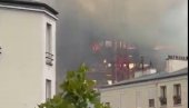 NEZAPAMĆEN POŽAR U CENTRU PARIZA: Vatrena stihija zahvatila osmospratnicu, oko 180 vatrogasaca na terenu (FOTO/VIDEO)