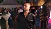 СВЕ ЈЕ ТО БИО МАРКЕТИНГ: Дарко Лазић проговорио о новој песми, супрузи Катарини и летњој турнеји (ФОТО)