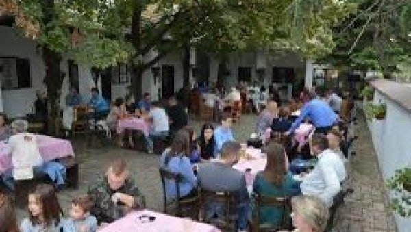 ПАРК У СРПСКОЈ ЦРЊИ ПОНОВО У ВЛАСНИШТВУ ДРЖАВЕ СРБИЈЕ: Лепе вести за мештане ПАРК У СРПСКОЈ ЦРЊИ ПОНОВО У ВЛАСНИШТВУ ДРЖАВЕ СРБИЈЕ: Лепе вести за мештане