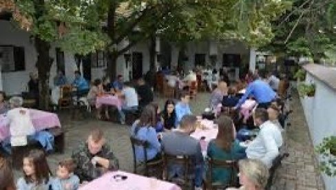 ПАРК У СРПСКОЈ ЦРЊИ ПОНОВО У ВЛАСНИШТВУ ДРЖАВЕ СРБИЈЕ: Лепе вести за мештане ПАРК У СРПСКОЈ ЦРЊИ ПОНОВО У ВЛАСНИШТВУ ДРЖАВЕ СРБИЈЕ: Лепе вести за мештане