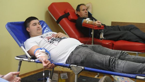 ПОТРЕБНЕ СВЕ КРВНЕ ГРУПЕ: Резерве крви на минимуму у здравственим установама ПОТРЕБНЕ СВЕ КРВНЕ ГРУПЕ: Резерве крви на минимуму у здравственим установама