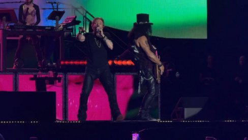 Više od TRI SATA rok spektakla na Ušću! Guns n’ Roses održali koncert pred 50.000 koji će ući  U LEGENDU