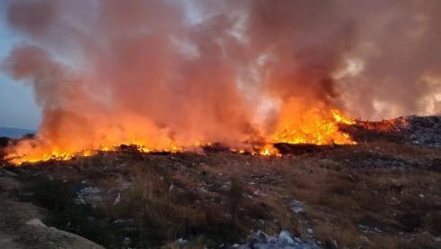 VANREDNA SITUACIJA U OVOM SRPSKOM GRADU: Uvedeno dežurstvo od 24 sata VANREDNA SITUACIJA U OVOM SRPSKOM GRADU: Uvedeno dežurstvo od 24 sata