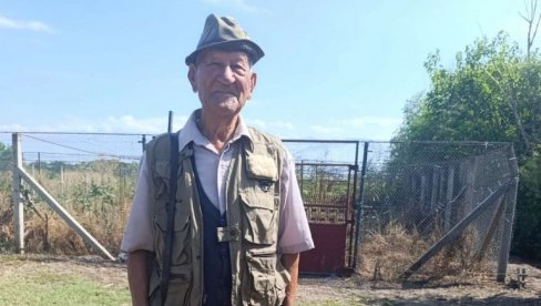 ON JE NAJSTARIJI LOVAC U BANATU: Ima 96 godina, a evo kako je spasio celo selo od terora lisica