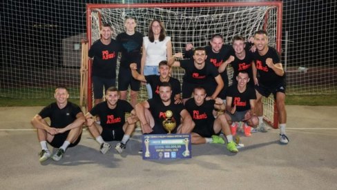 ZAVRŠEN TURNIR NA PETOPARCU U SRPSKOM ITEBEJU: Pobednik u konkurenciji seniora je domaća ekipa