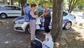 НАСТАВЉА СЕ ПАТЊА СРБА НА КОСОВУ И МЕТОХИЈИ: Уз асистенцију тзв. косовске полиције у току исељавање Јанићијевића у северном делу Митровице НАСТАВЉА СЕ ПАТЊА СРБА НА КОСОВУ И МЕТОХИЈИ: Уз асистенцију тзв. косовске полиције у току исељавање Јанићијевића у северном делу Митровице