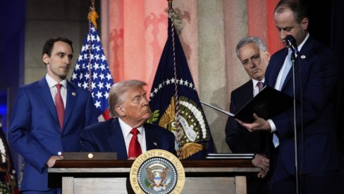ТРАМП ПОНОВО ПРЕТИ ИНДИЈИ: После царина од 25 одсто, стиже и додатна казна