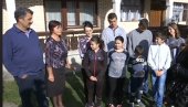 ДА ОБНОВЕ СТАРУ ЛОЗУ  И ВРАТЕ ДУГ ПРЕЦИМА: У Крагујевцу визија напретка није само у развоју града, већ се придижу и српска села