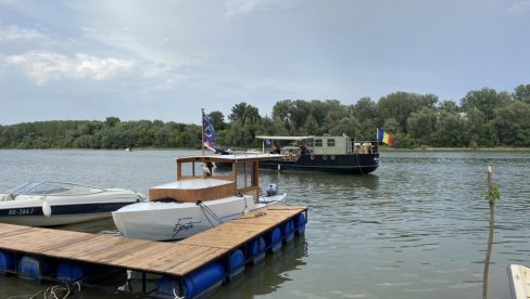 РЕКА БЕГЕЈ КАО ПЕЈСАЖ КУЛТУРЕ БАНАТА: Браве на реци РЕКА БЕГЕЈ КАО ПЕЈСАЖ КУЛТУРЕ БАНАТА: Браве на реци