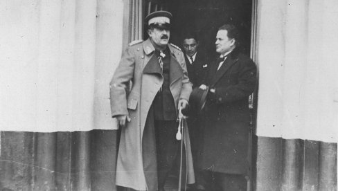 PETAR ŽIVKOVIĆ ŠIRI SVOJU MREŽU ZA UTICAJ: Razlog velike naklonosti kralja Aleksandra prema generalu Živkoviću nije razrešena ni do danas