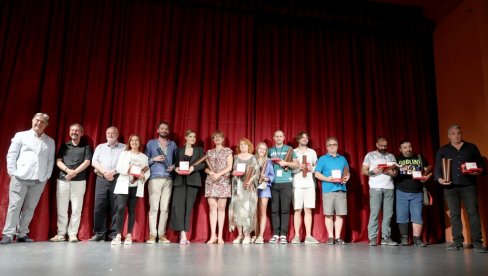POBEDILI DOMAĆI HRČKI: U Trebinju završen 68. Festival festivala, nadmetanje pozorišnih amatera