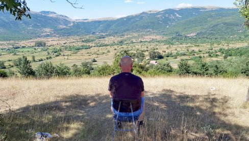 SA SRBIMA U PLAVNU KOD KNINA: Čuvamo svoje ognjište da sačuvamo sebe (FOTO) SA SRBIMA U PLAVNU KOD KNINA: Čuvamo svoje ognjište da sačuvamo sebe (FOTO)