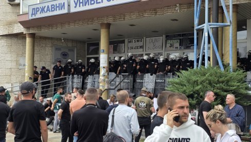ТО ЋЕ СЕ РАСУЛО НАСТАВИТИ Вучић: Популарност им никада није била на нижем нивоу - Ни блокадерима, ни онима који их подржавају