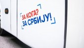KO TO TAMO... IGRA? Dosad neviđeno: Ovakvim autobusom će košarkaši Srbije ići na Evrobasket 2025 (FOTO)
