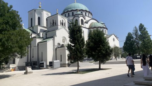 ДЕЦА СА КИМ У ПОСЕТИ БЕОГРАДУ: Настављена акција Солидарност за Косово ДЕЦА СА КИМ У ПОСЕТИ БЕОГРАДУ: Настављена акција Солидарност за Косово