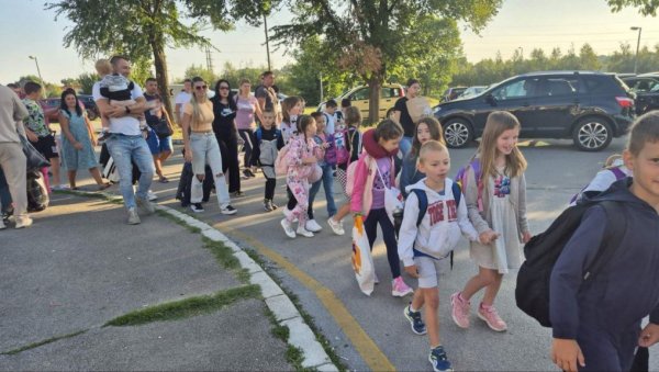 ЛЕТО НА ГОЧУ: Нова група обреновачких малишна отпутовала на одмор ЛЕТО НА ГОЧУ: Нова група обреновачких малишна отпутовала на одмор