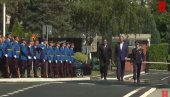 ПРОМОЦИЈА НАЈМЛАЂИХ ОФИЦИРА ВОЈСКЕ РЕПУБЛИКЕ СРБИЈЕ: Присуствује председник Вучић (ВИДЕО)