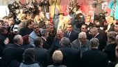 ИЛИЈЕСКУ У КРИТИЧНОМ СТАЊУ: Лекари се боре за живот бишег председника Румуније ИЛИЈЕСКУ У КРИТИЧНОМ СТАЊУ: Лекари се боре за живот бишег председника Румуније