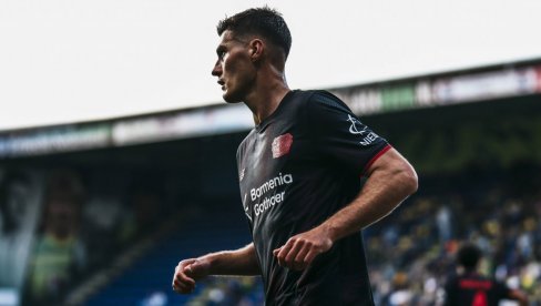 НОВА ГОЛЕАДА НА ПОМОЛУ: Фармацеути и милионери осокољени успесима у Лиги шампиона