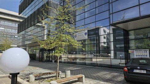 ТЕРЕТЕ ИХ ЗА НАВОДНЕ РАТНЕ ЗЛОЧИНЕ ОД ПРЕ 28 ГОДИНА! Петорица Срба из Сувог Грла пред судом у Приштини, данас одлука о притвору