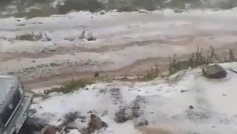 PALO 15 CM GRADA: Nestvarna scena snimljena u Crnoj Gori (VIDEO)